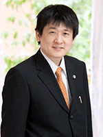 弁護士　吉田泰郎